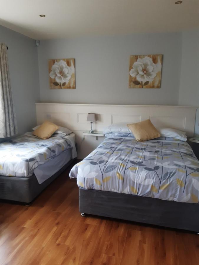 Green Acres Guesthouse- Accommodation Only Lower Coolcorcoran Exteriör bild